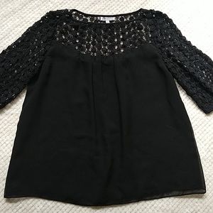 Jennifer lopez crochet top blouse